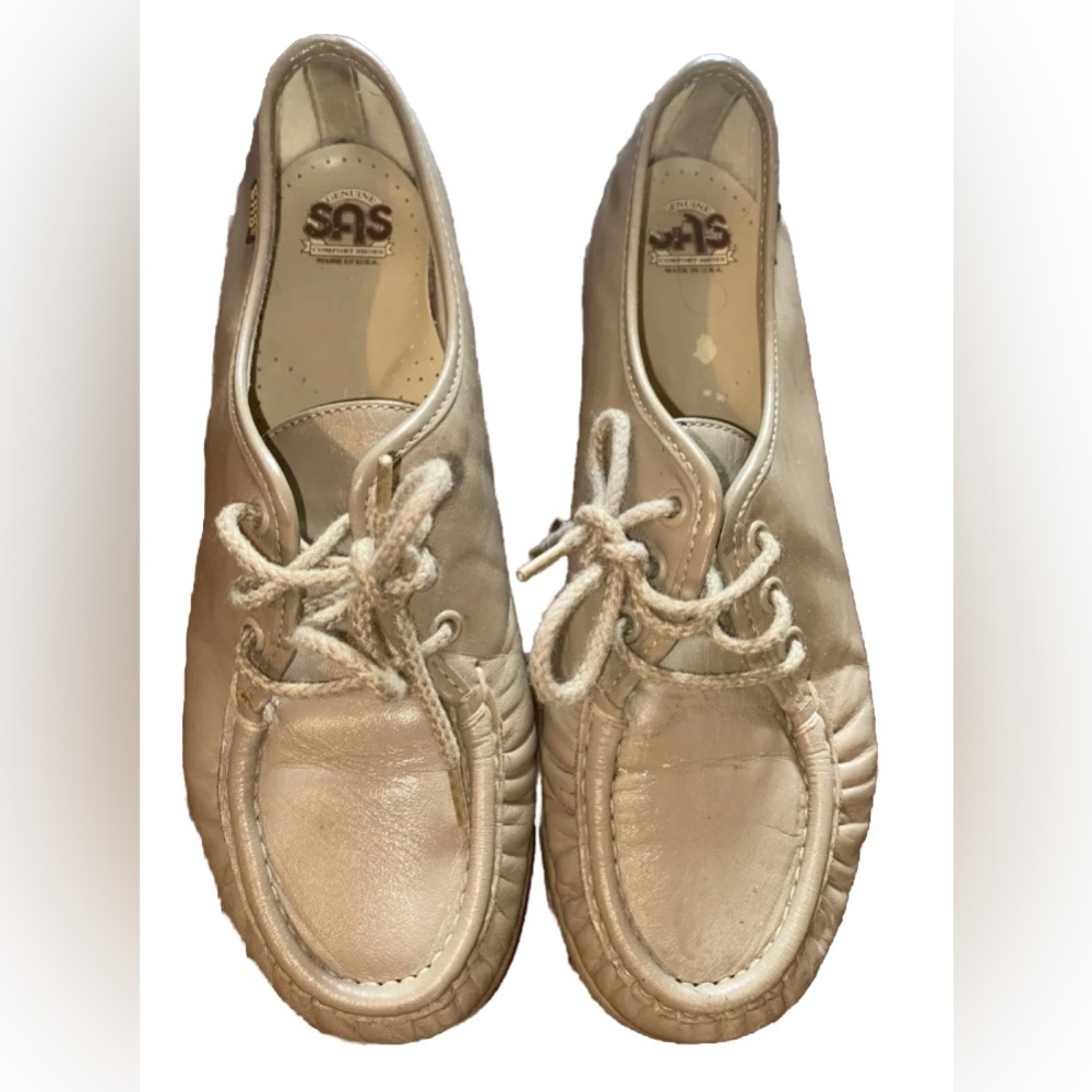 SAS Comfort Shoes Women Size 6.5 Tan LaceUp